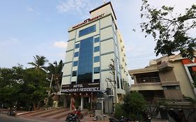 Oyo 15115 Hotel Ramcharan Residency
