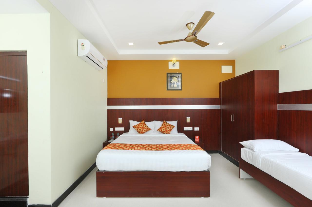 Oyo 15115 Hotel Ramcharan Residency Tirupati Exterior photo