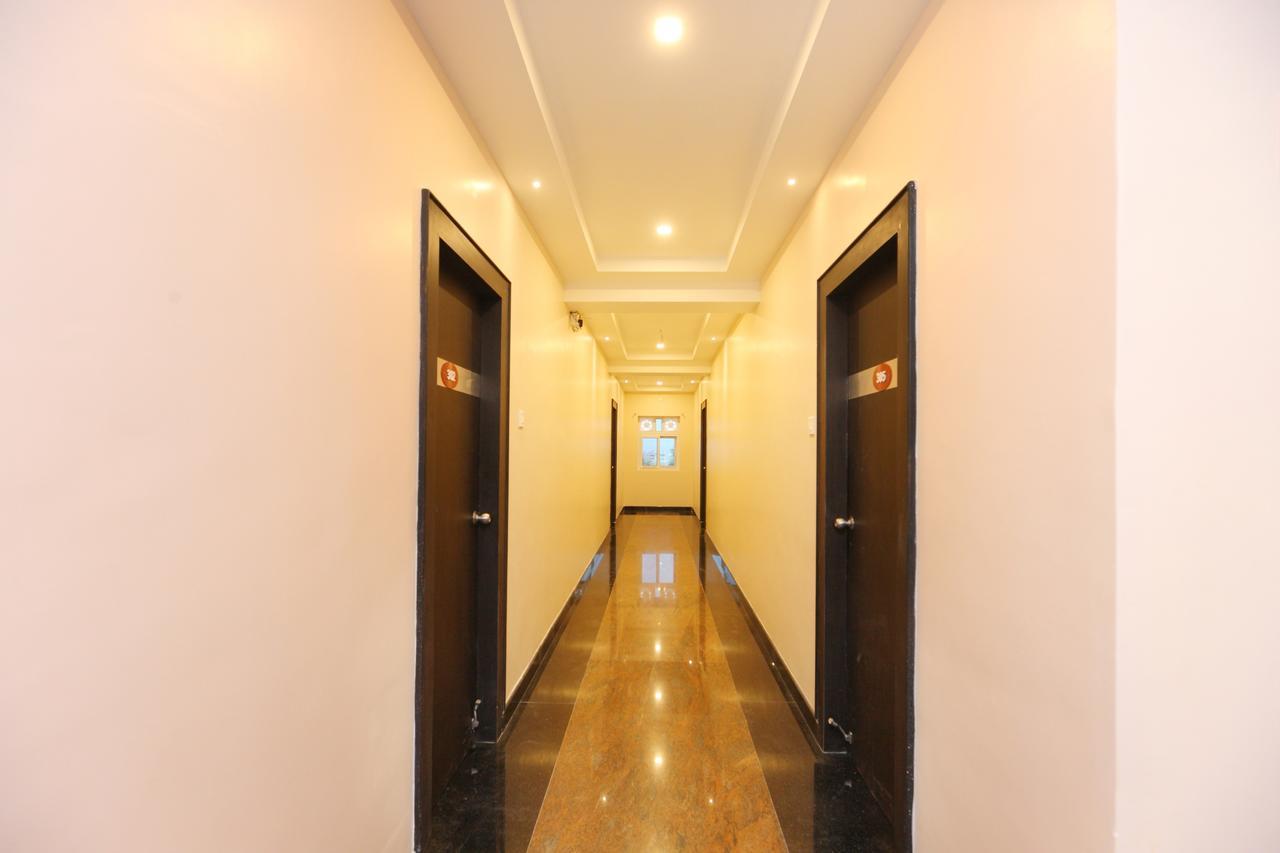 Oyo 15115 Hotel Ramcharan Residency Tirupati Exterior photo